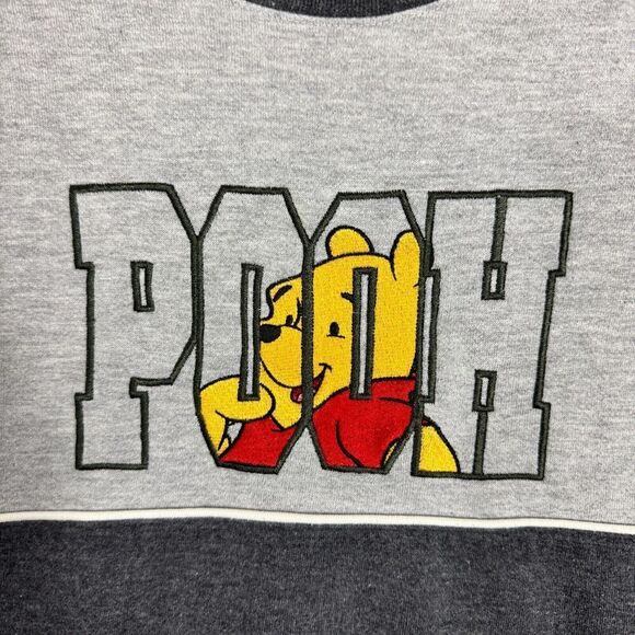Disney Sweatshirt Womens Medium Gray 100 Acre Collection Winnie The Pooh Vintage - Picture 3 of 8